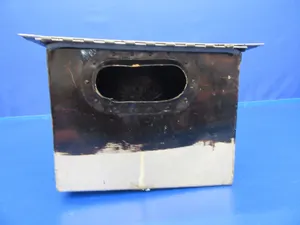 Beech Baron Battery Box w/ Lid P/N 95-410006-19 (0917-80)